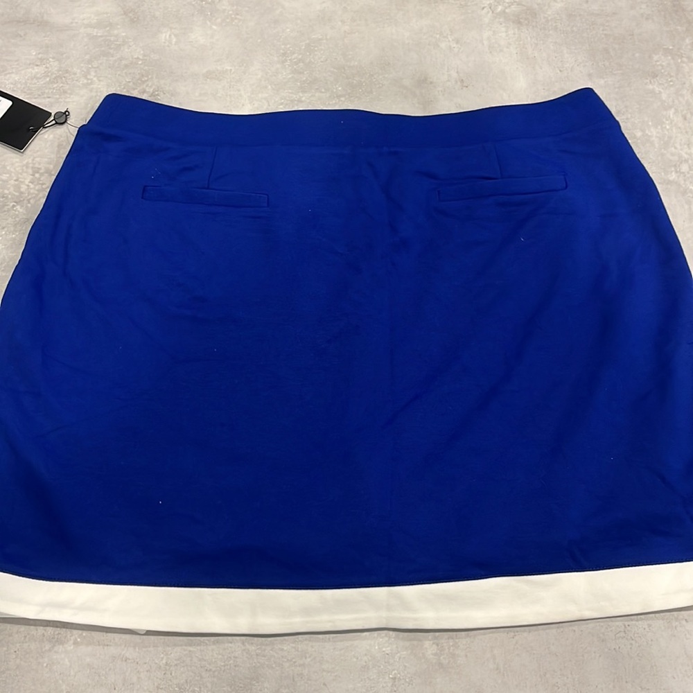 Skort - Picture 6 of 8
